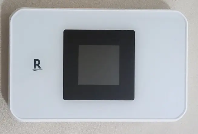 Rakuten WiFi Pocket 5G　本体　